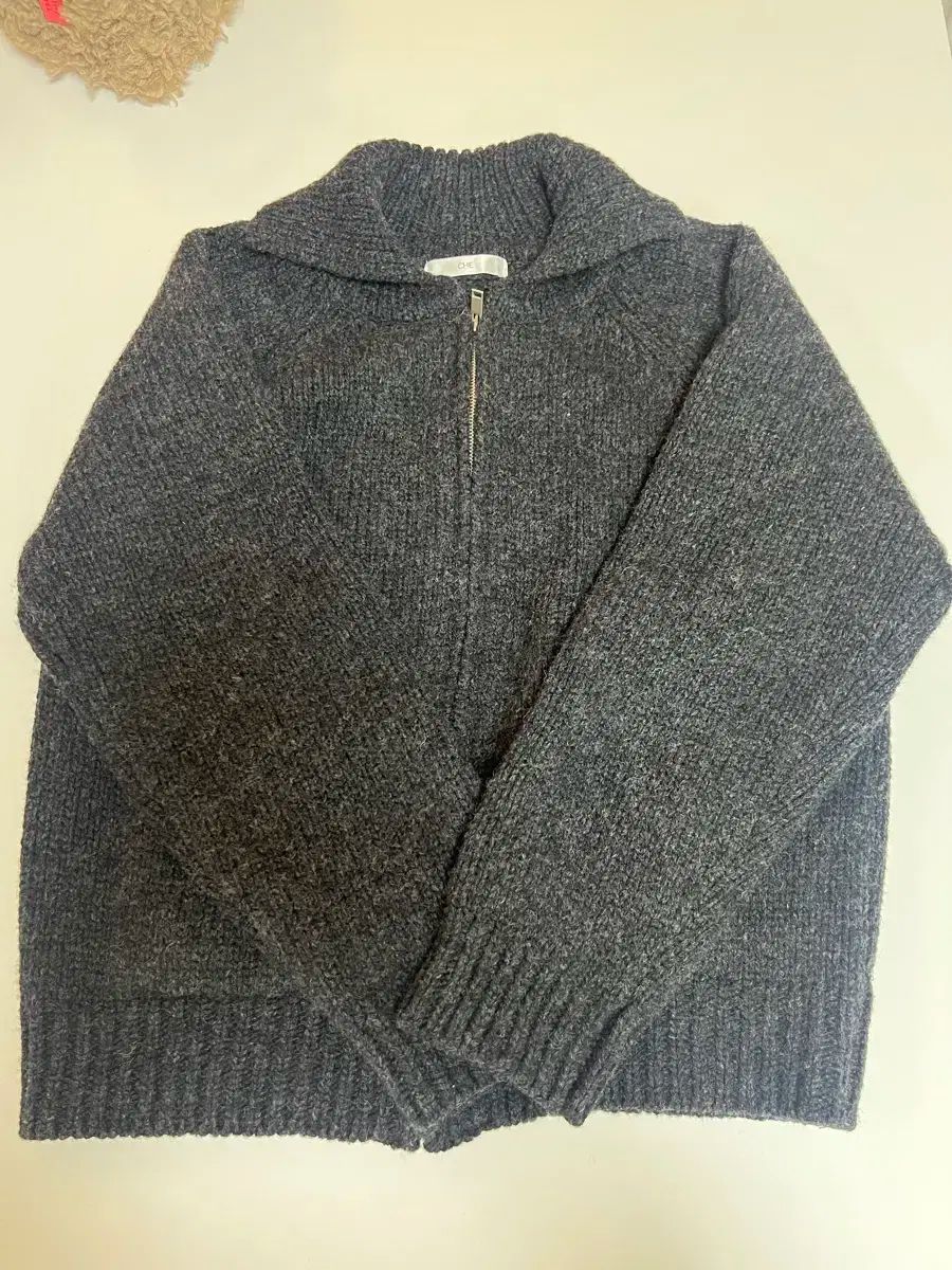 ウールジップアップニットカーディガン