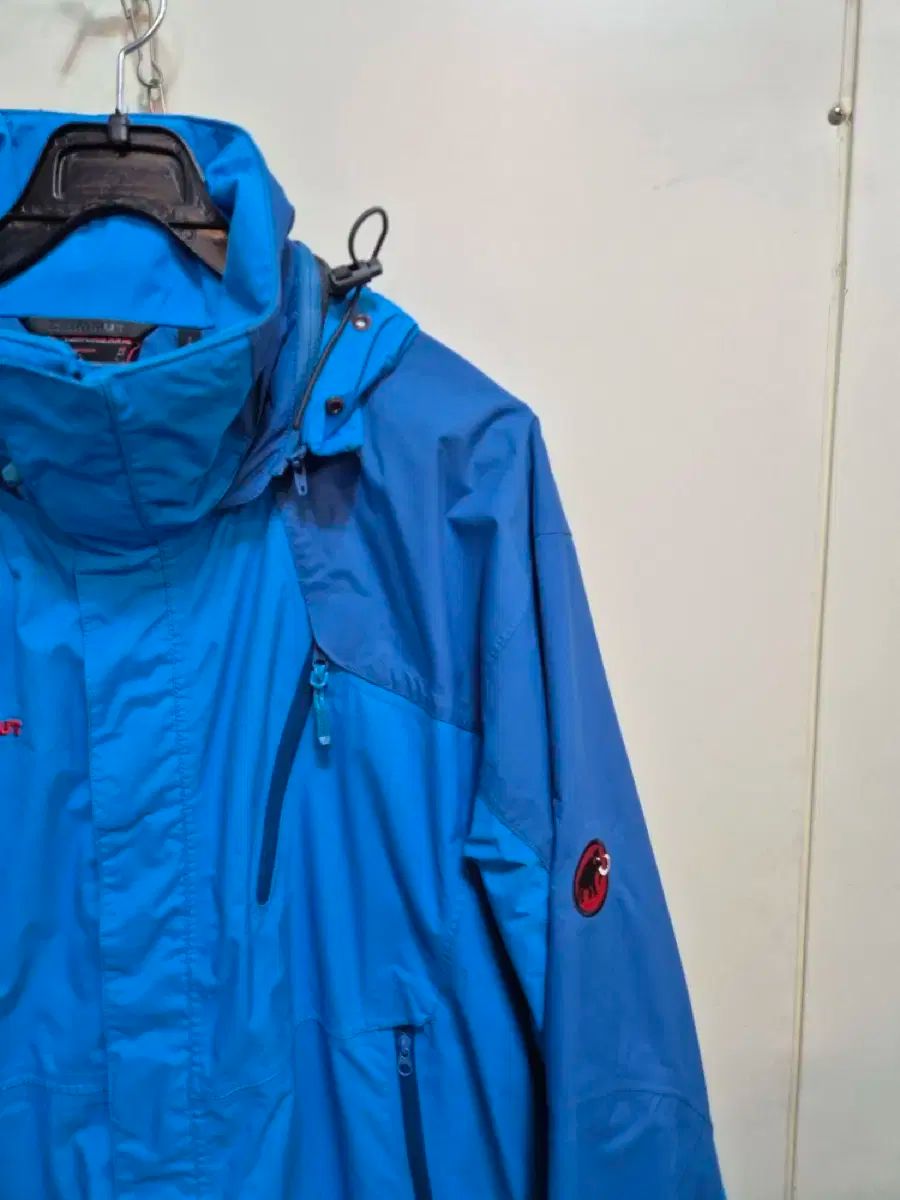 マムート ドライテック ジャケット