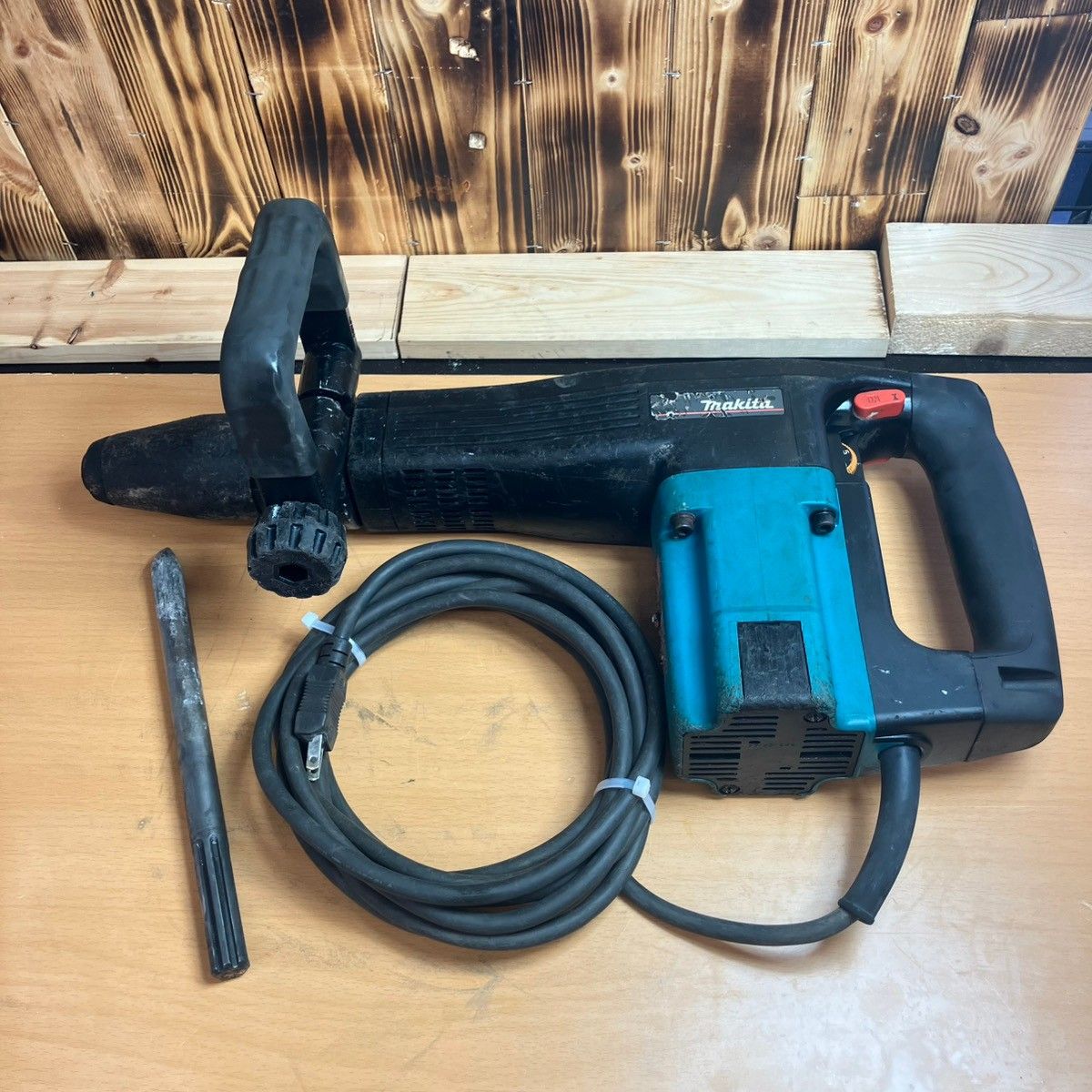 マキタ makita 電動ハンマ HM1100C 越谷店