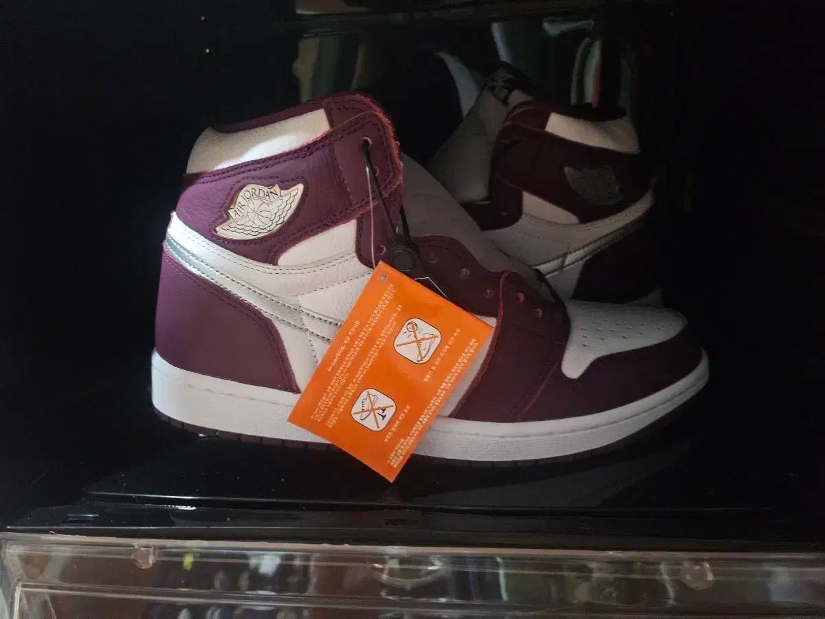 ジョーダン1 ハイ ボルドー 280