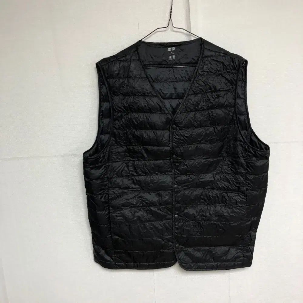 Black＆Whiteカモフラージュ ダウンベスト 犬刺繍メンズ Black＆White