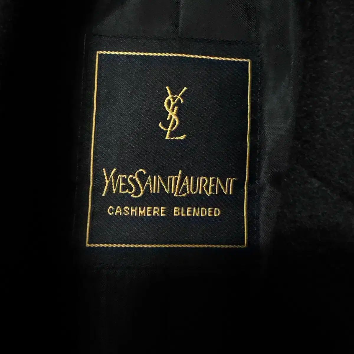 イヴ サンローラン