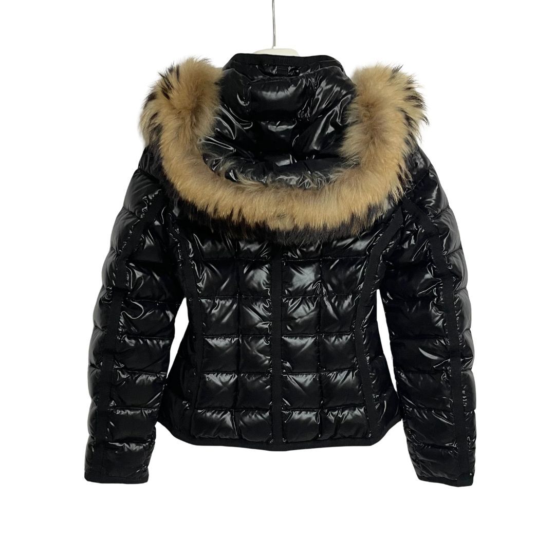 メルカリ再安値 モンクレール ARMOISE アルモワーズ サイズ0 MONCLER/S(0) /シャイニーブラック /レディース /ARMOISE /型番