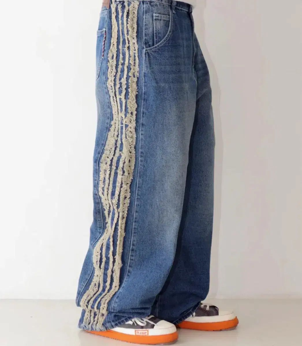 サイド ディテール デニム ワイド パンツ M 実際に着用 Lサイズ 비슷