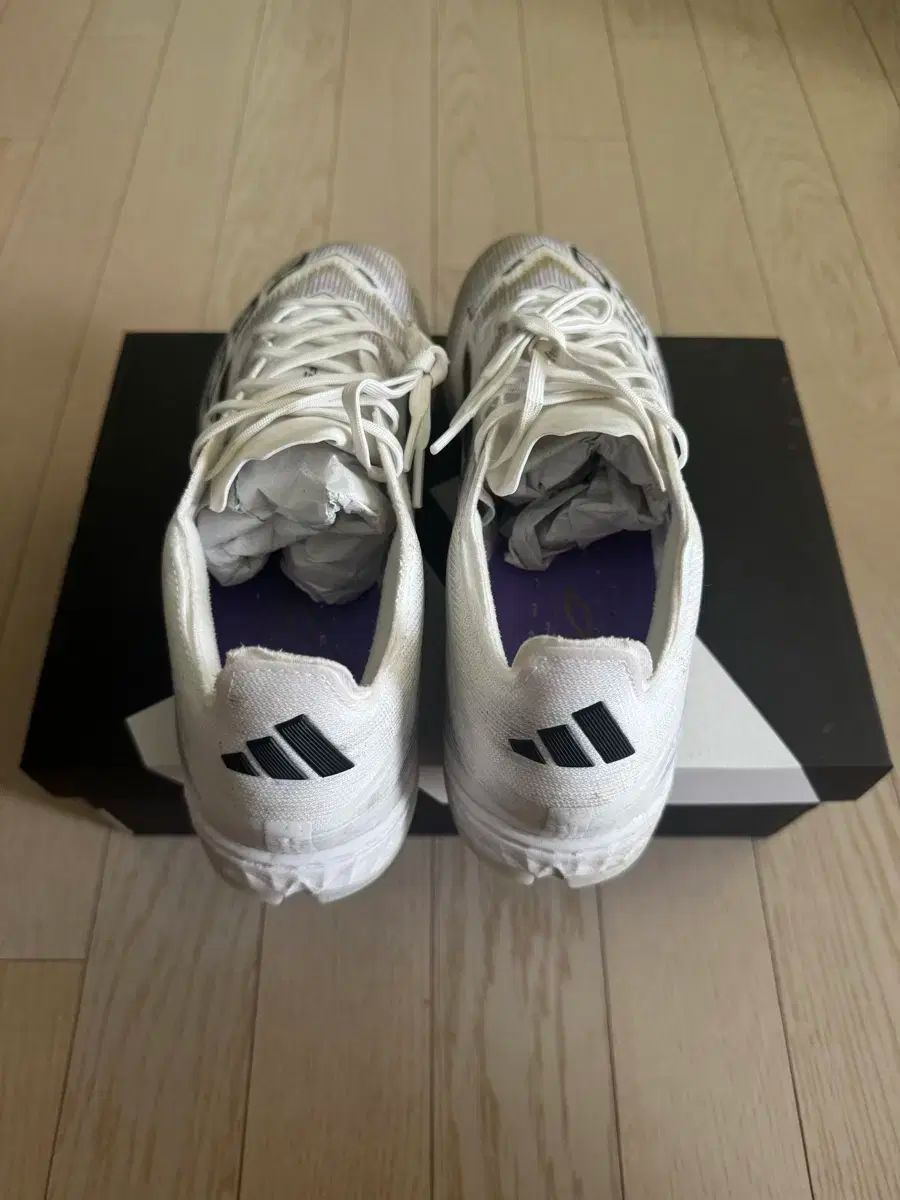 サッカーシューズ f