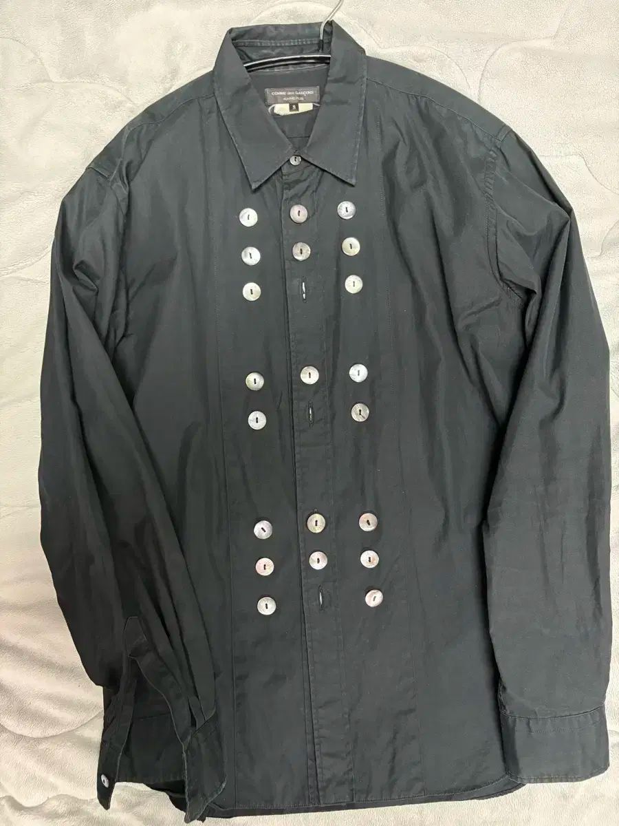 ギャルソン オムプリュス ボタンシャツ サイズM ギャルソン オムプリュス ボタンシャツ サイズM COMME des GARCONS