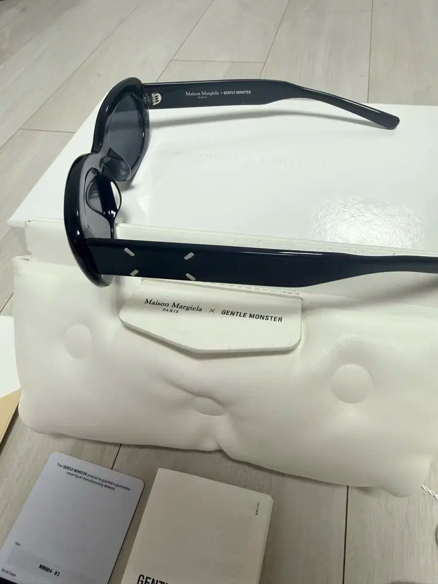 GENTLE MONSTER x Maison Margiela mm 004