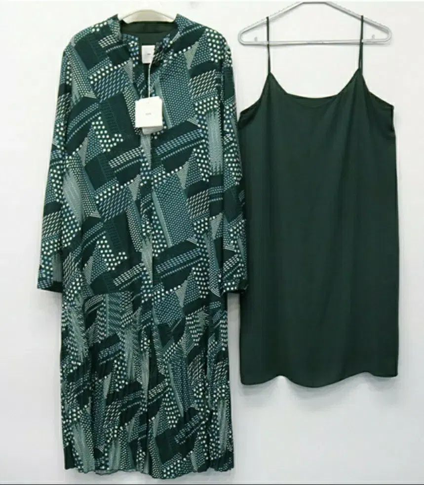 新 KUHO クホ パータン プリーツ ONE PIECE 55 サイズ