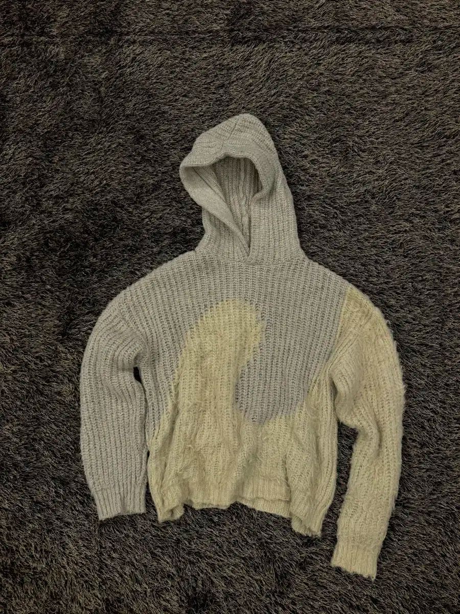 ERL シルク スワール フーディー