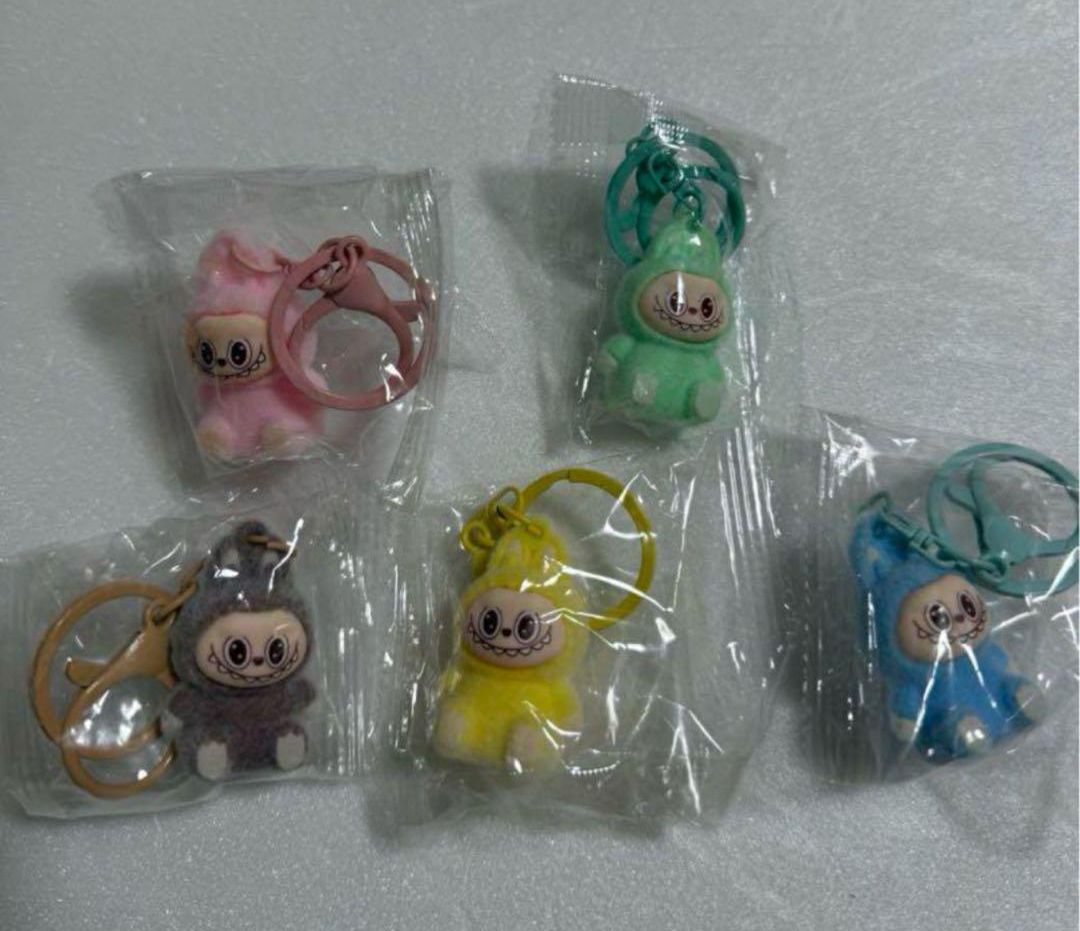ラブブ 5体セット ラブブぬいぐるみキーホルダー 5体セット LABUBU - メルカリ