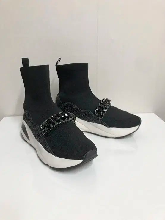 23. シューコンマボニー ロリーマー ジュエル JEWEL ニット ソックス スニーカー