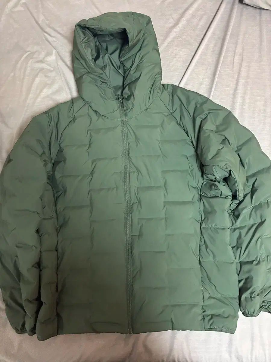 ユニクロ U パーフテック パーカ L