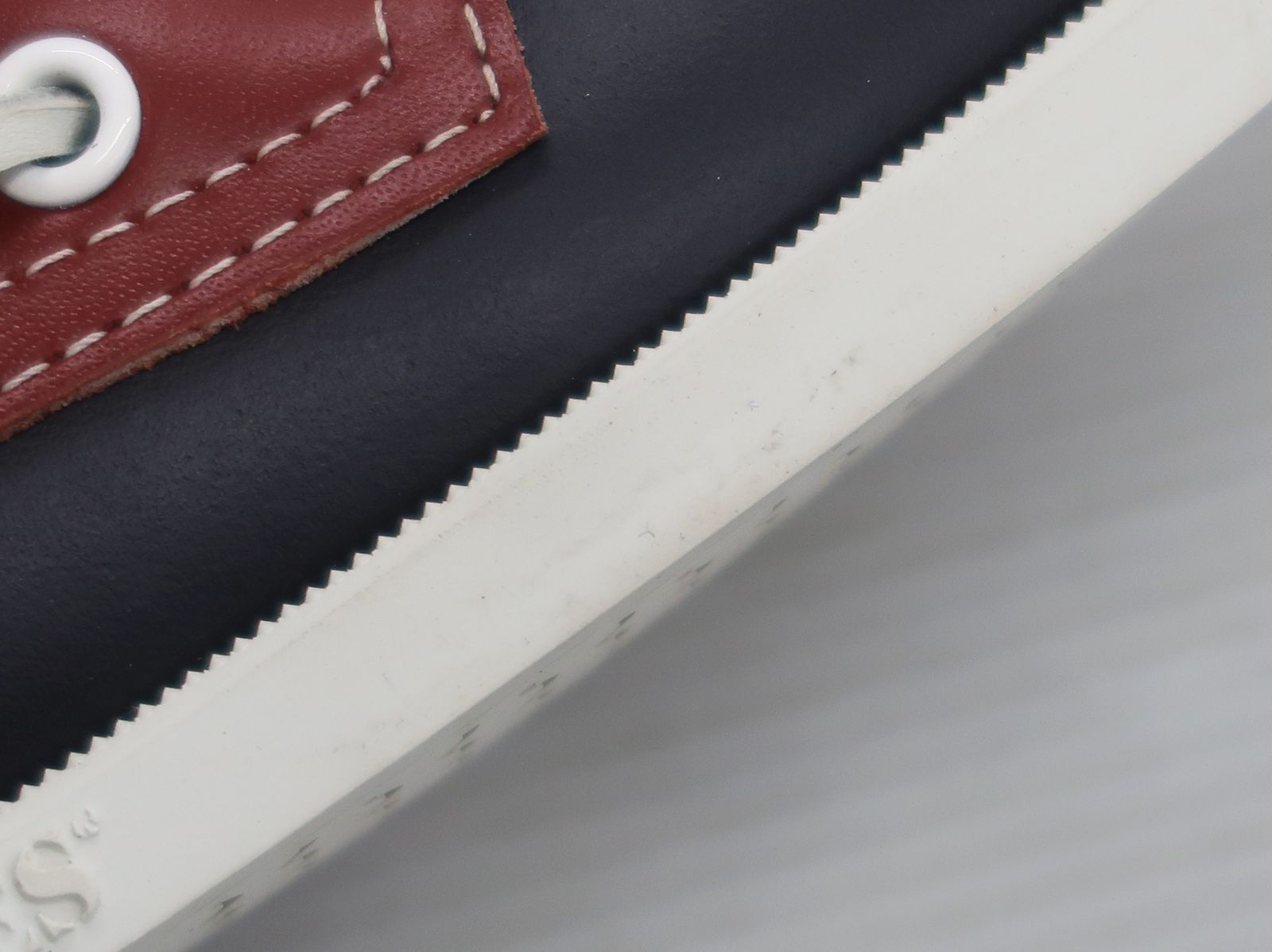 SPINNAKER スピンネーカー