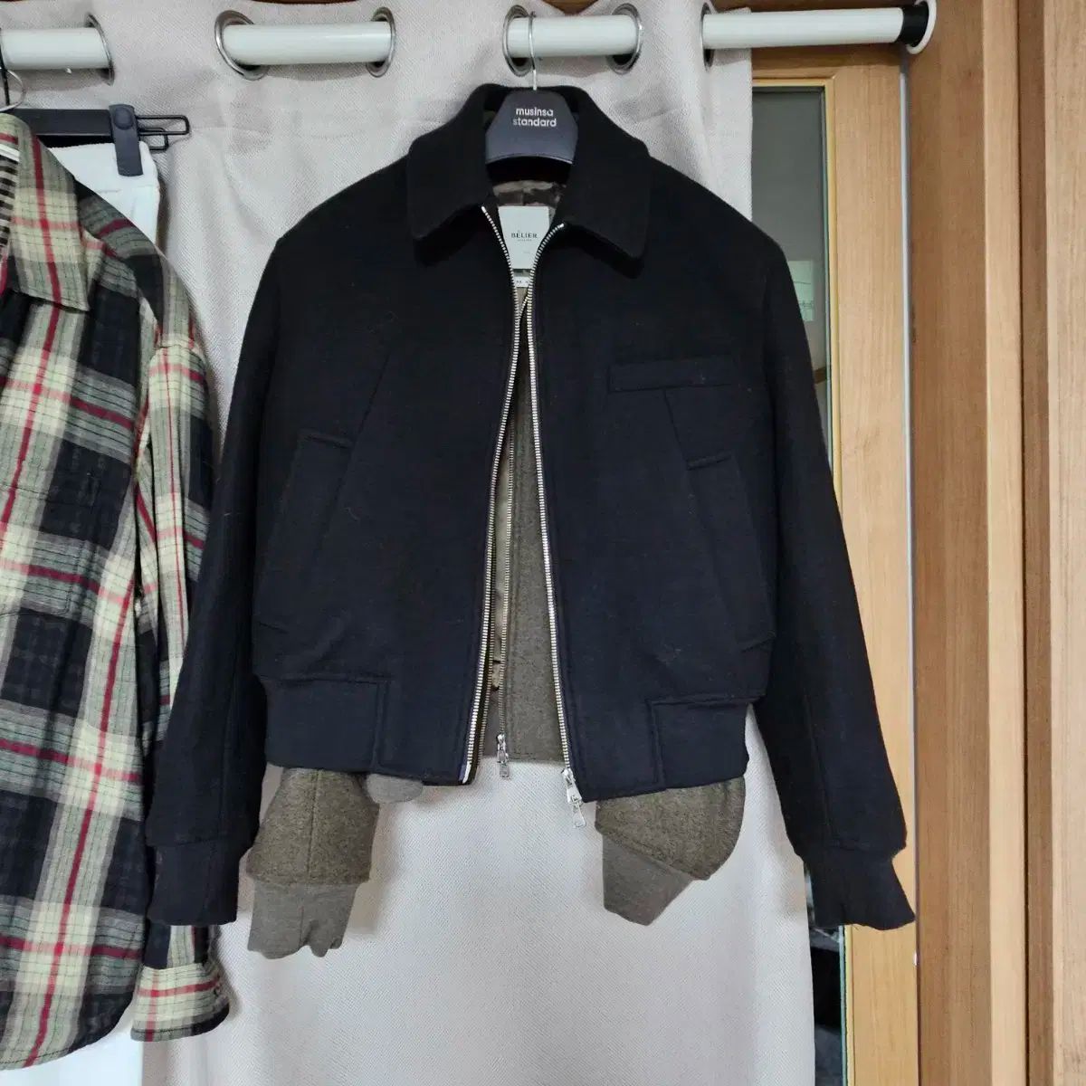 ベルリエ シティートリップ ブルゾン ブラックS