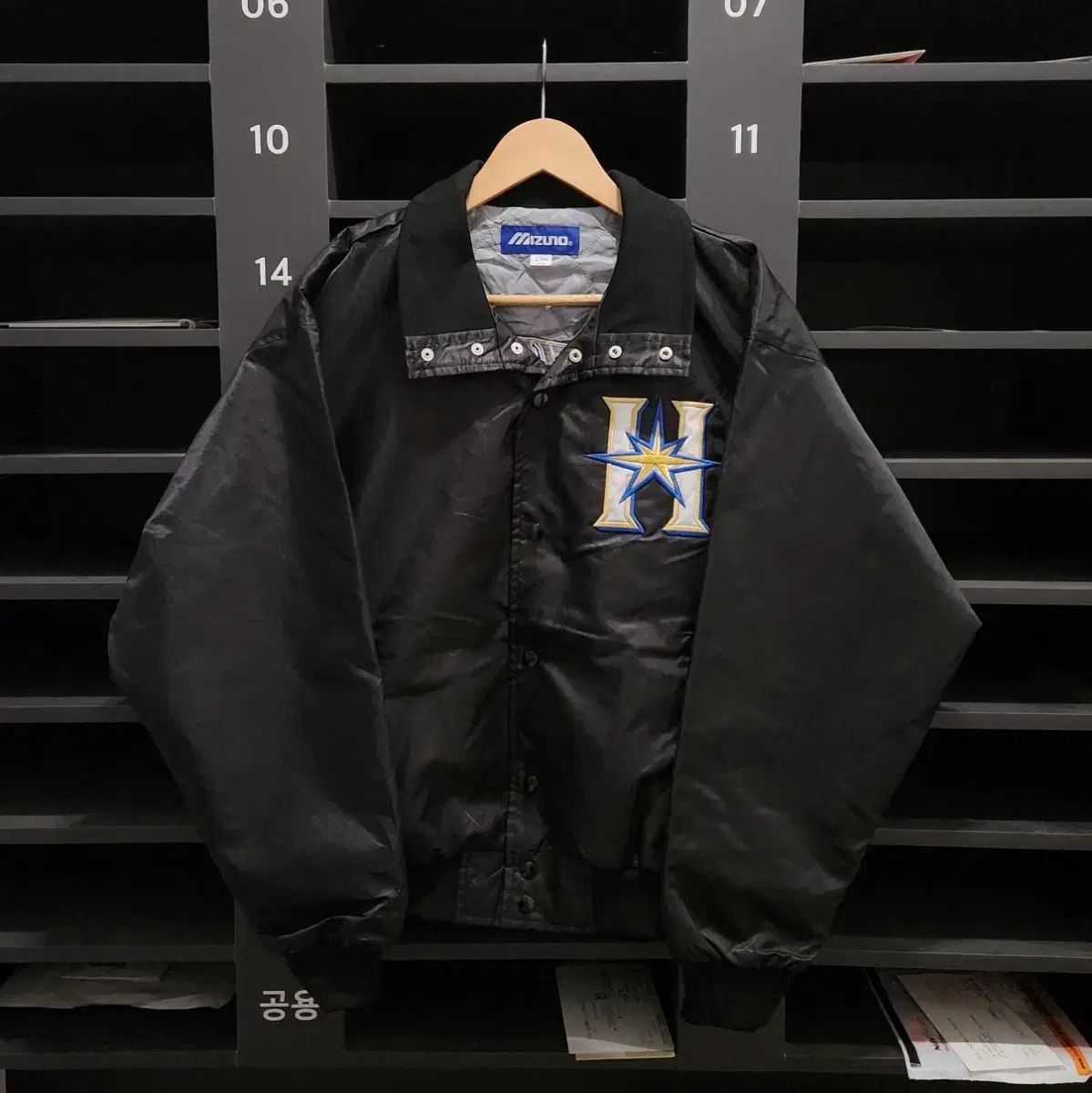 NPB ミズノ 日本ハムファイターズ チームジャケット L