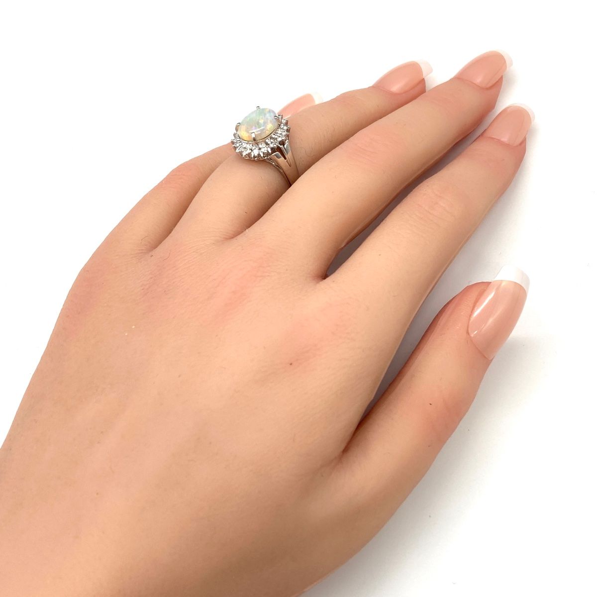 オパール デザインリング プラチナ 指輪 メレダイヤ リング 10号 Pt900