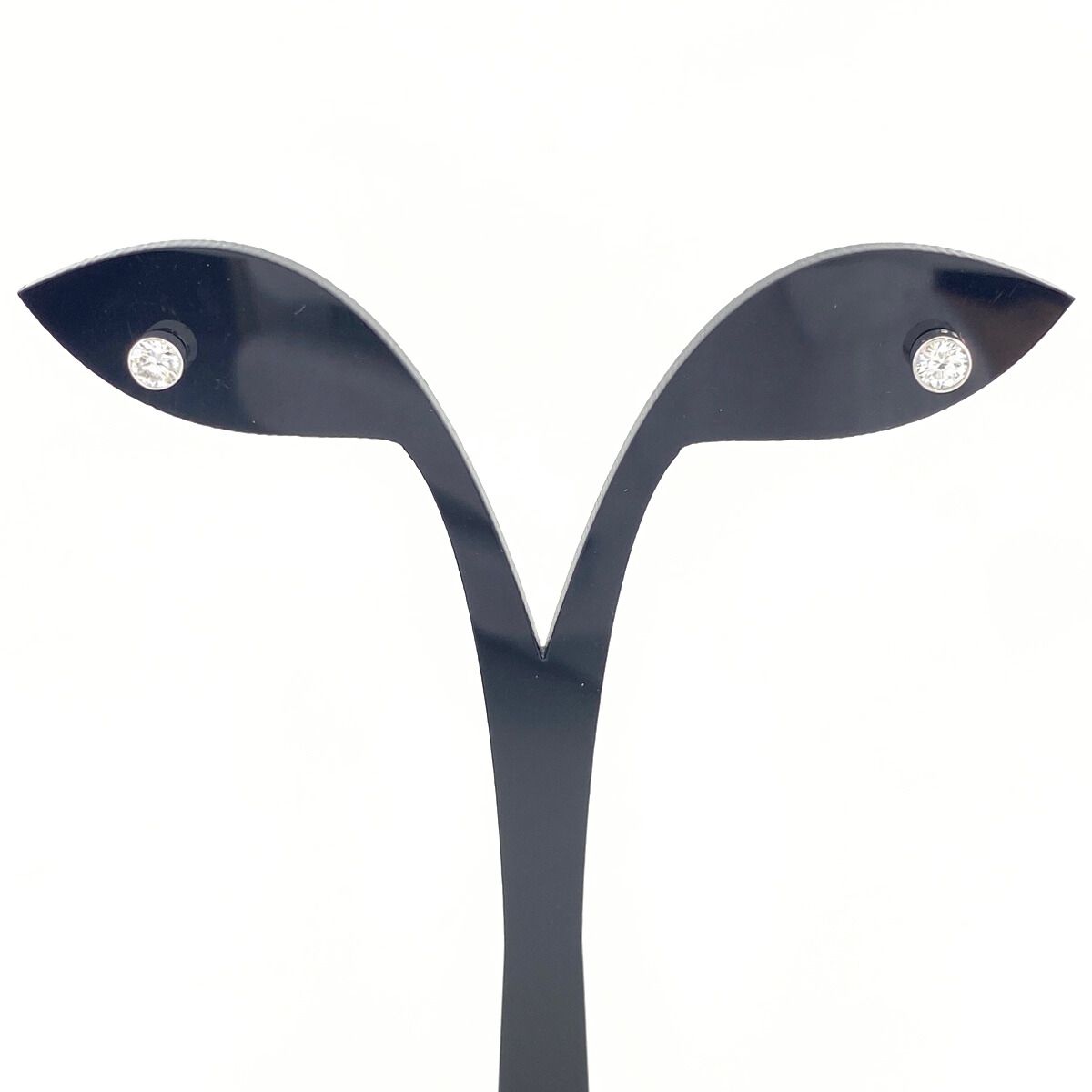 メレダイヤ デザインピアス プラチナ イヤリング Pt900 Pt850 ダイヤモンド レディース