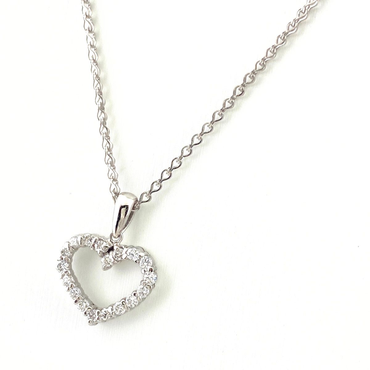 ハートモチーフ ネックレス プラチナ メレダイヤ ペンダント ネックレス Pt900 Pt850 ダイヤモンド レディース