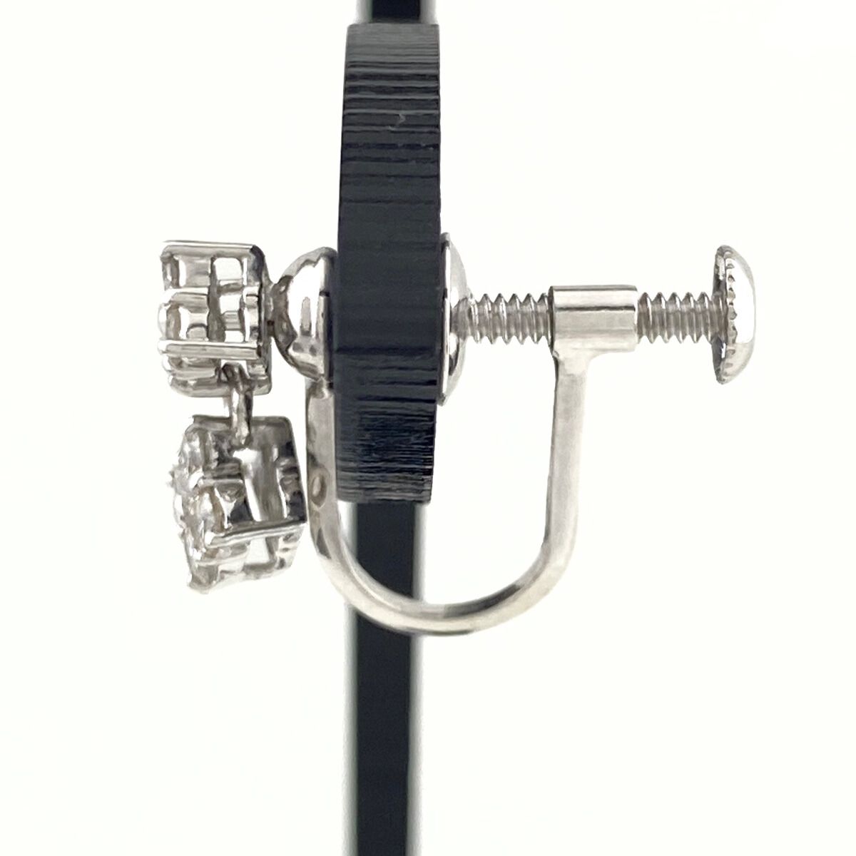 フラワーモチーフ デザインイヤリング プラチナ メレダイヤ 花 スイング イヤリング Pt 900 ダイヤモンド レディース