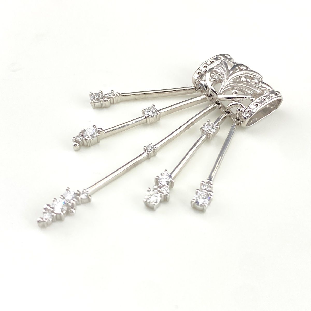 山本真理 MARI メレダイヤ ペンダントトップ プラチナ Pt 900 ダイヤモンド レディース