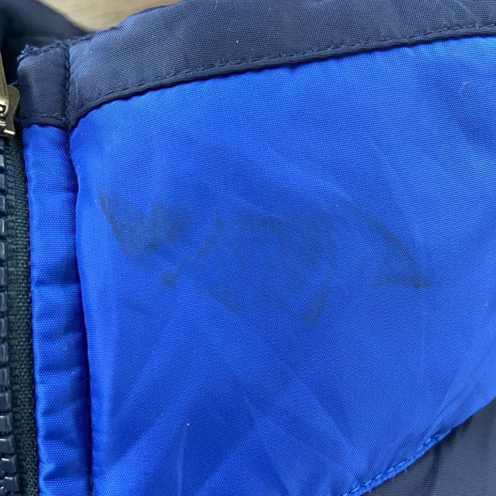 リバーシブルダウンジャケット