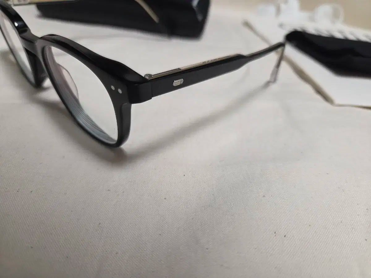  GENTLE MONSTER ジェントルモンスター ルー トゥー Lutto 01 メガネ サングラス 小物