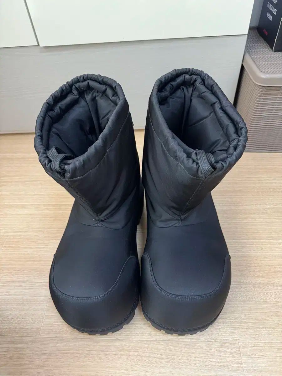 バレンシアガ スキーブーツ 39-40