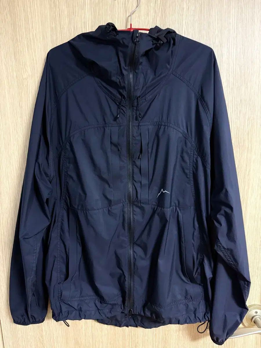 CAYL ケイル 軽量ウィンドブレーカー