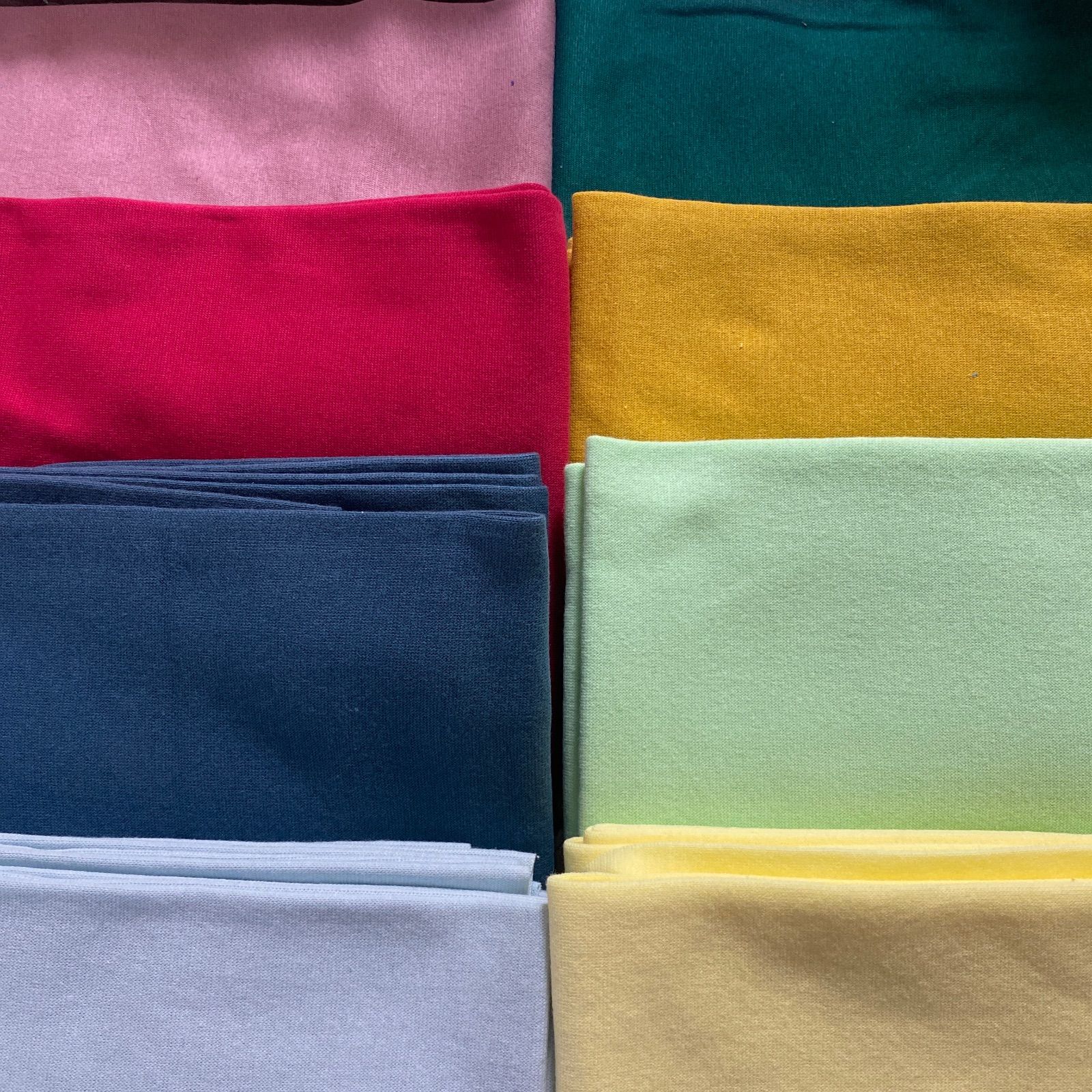 ハンドメイド 犬服 オーダー受付ページ フレブル パグ - メルカリ