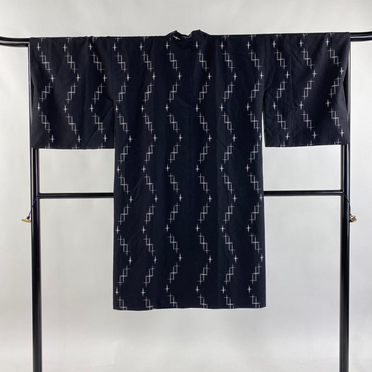 道行 身丈114.5 cm 裄丈67 M 和装コート 千代田衿 十字絣 黒 正絹 秀品