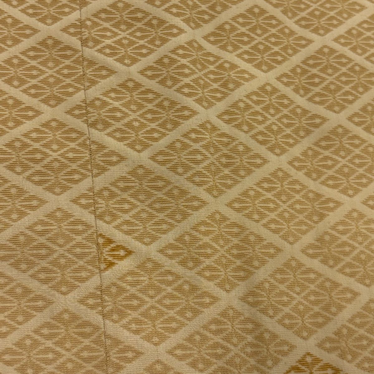 道行 身丈135 5 cm 裄丈66 M 和装コート 角衿 菱 薄黄土色 正絹 秀品