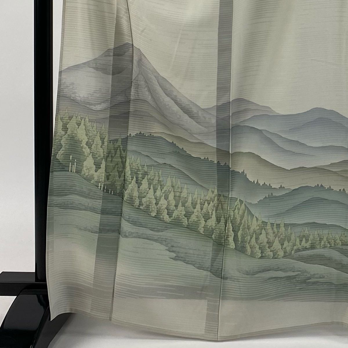 訪問着 身丈165 cm 裄丈68 L 薄物 絽 山並み 樹木 ぼかし 灰緑 正絹 秀品