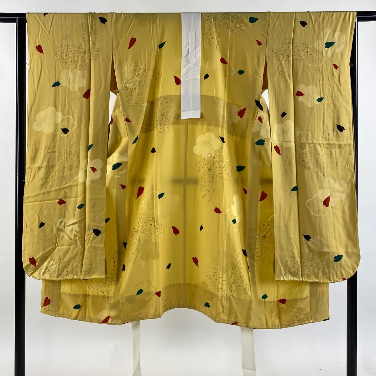 長襦袢 身丈124cm 裄丈63.5cm S 振袖用 蝶 桜の花びら 金彩 黄色 正絹