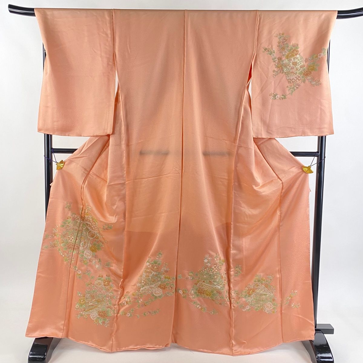 訪問着 身丈168 cm 裄丈70 未仕立て 仮絵羽 草花 破れ色紙 刺繍 金糸 サーモンピンク 正絹 秀品