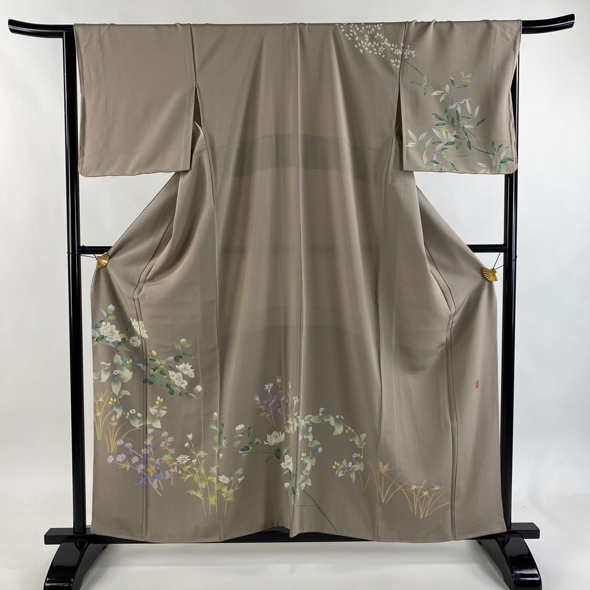 訪問着 身丈159 cm 裄丈66 M 袷 落款 枝花 草花 灰茶 正絹 秀品
