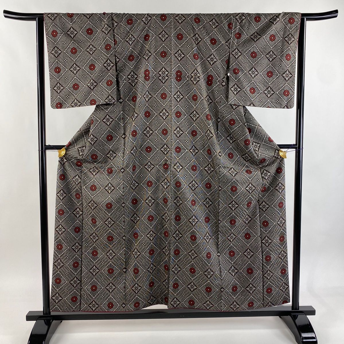 紬 身丈158 cm 裄丈64 M 袷 菱 花 焦茶色 正絹 秀品