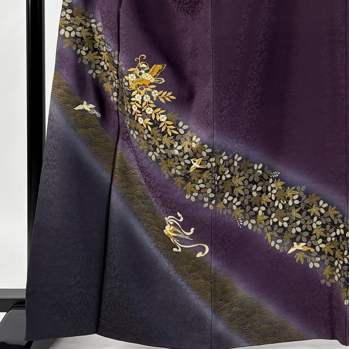 付下げ 身丈165.5 cm 裄丈66 M 袷 花喰い鳥 萩 金彩 紫 正絹 秀品 一つ紋