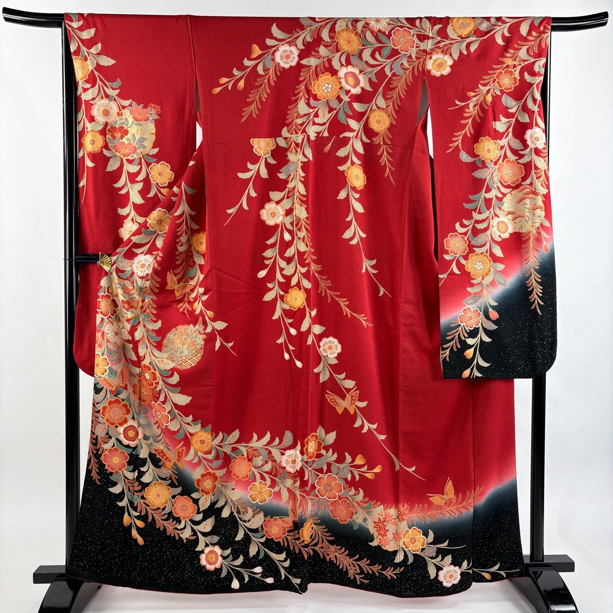 振袖 身丈163 cm 裄丈66 M 袷 蝶 桜 金彩 染め分け 赤 正絹 秀品