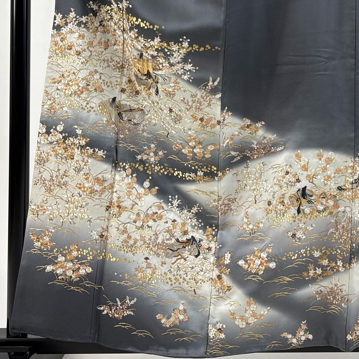 訪問着 身丈160 cm 裄丈66.5 M 袷 人物 枝花 刺繍 金糸 灰色 正絹 秀品