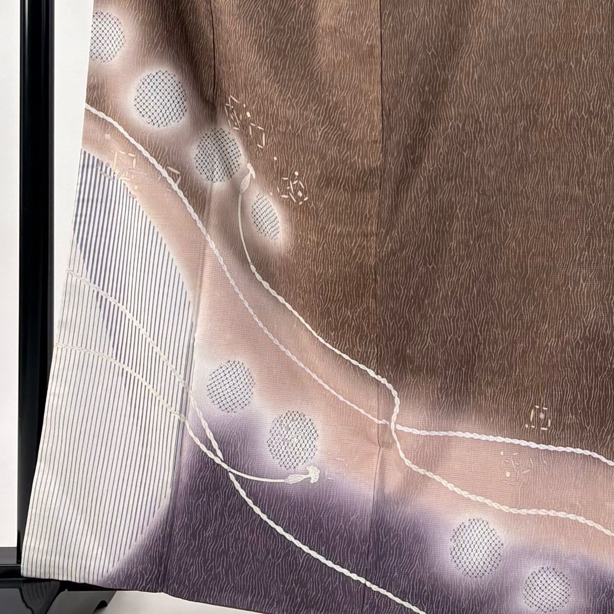 付下げ 身丈162 cm 裄丈66.5 M 袷 紬地 疋田 組紐 ぼかし 焦茶色 正絹 秀品