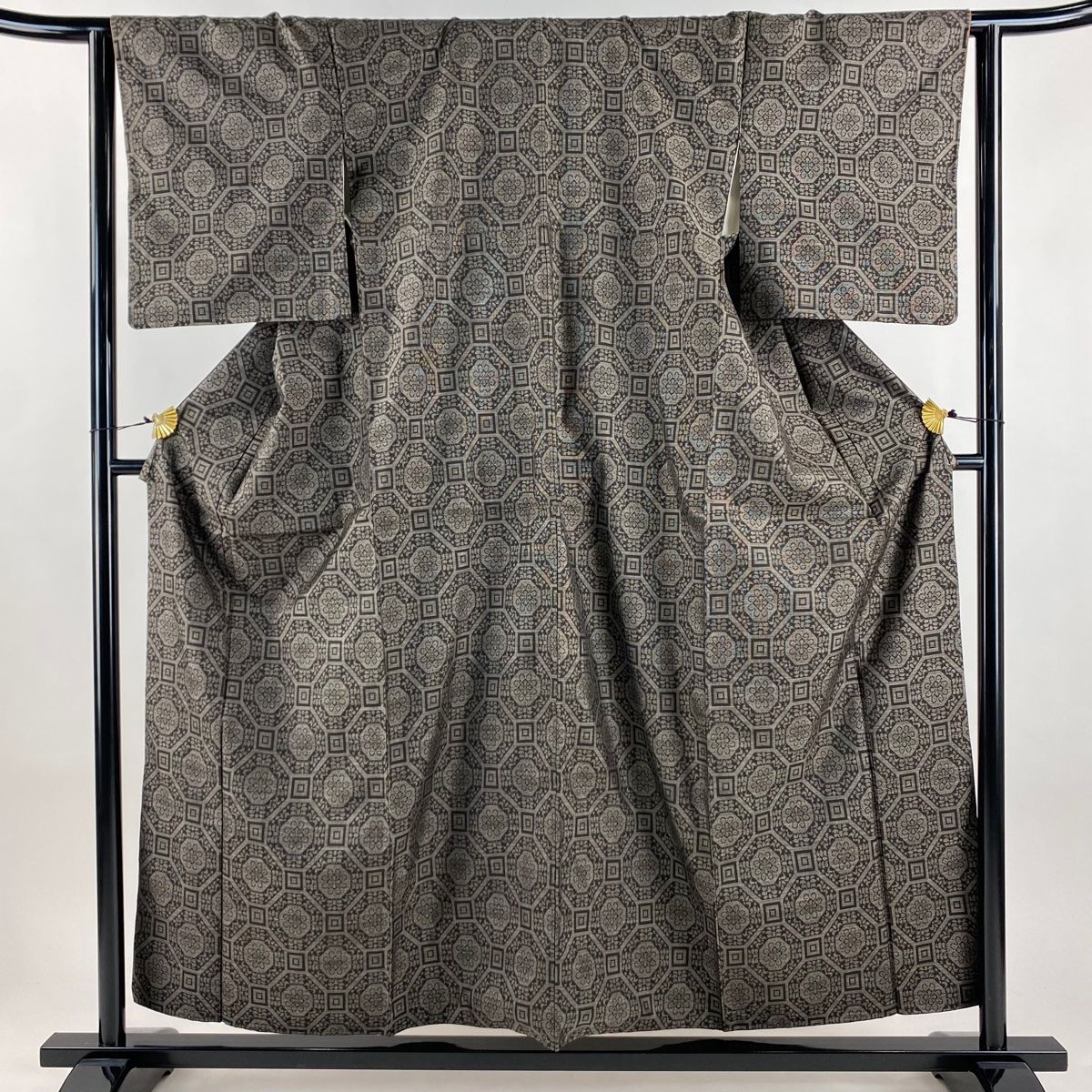 紬 身丈157.5 cm 裄丈65 M 袷 蜀江華文 焦茶色 正絹