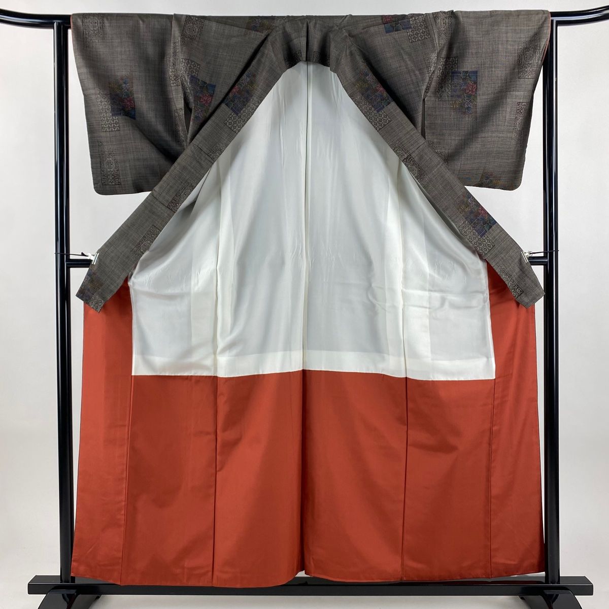  大島紬 身丈160 cm 裄丈64 M 袷 純泥染 証紙 草花 色紙 焦茶色 正絹 紬 着物