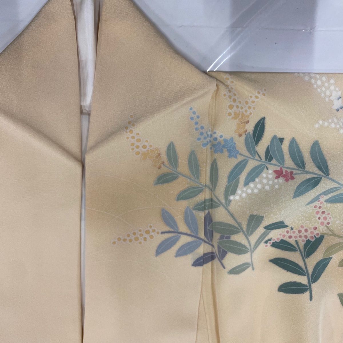 草花 薄オレンジ