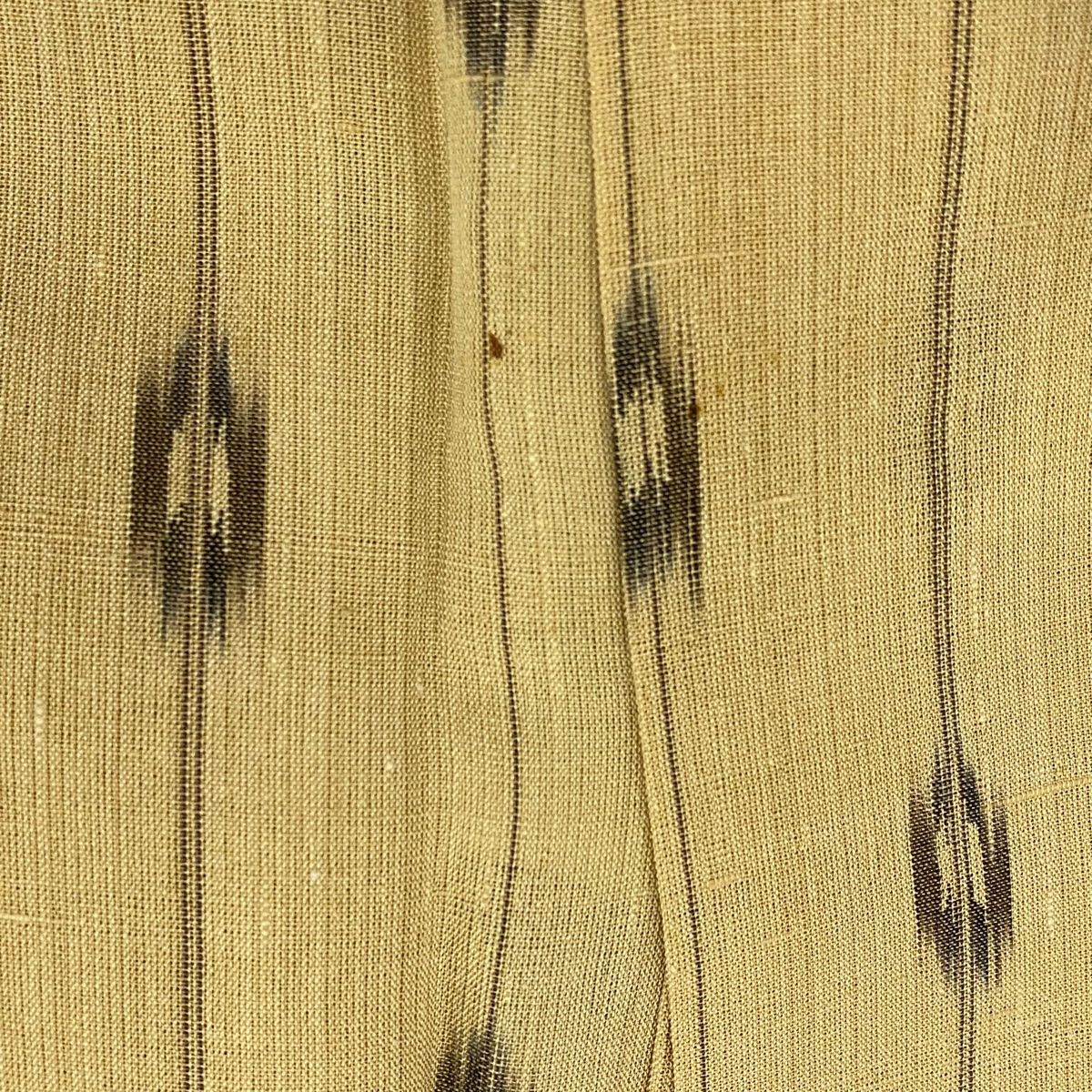  紬 身丈159 cm 裄丈62 S 薄物 夏紬 縦縞 幾何学模様 黄土色 正絹 紬 着物