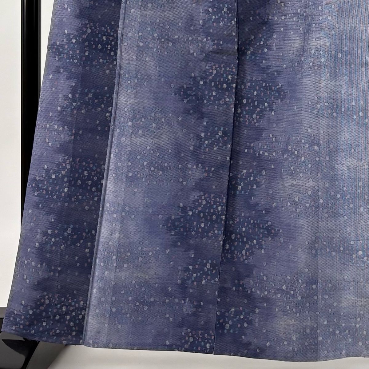 紬 身丈164 cm 裄丈65.5 M 単衣 泥染 証紙 幾何学模様 青紫 正絹