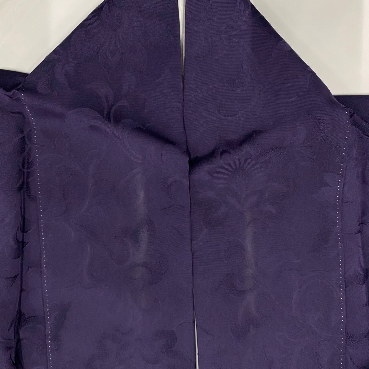  付下げ 身丈158 cm 裄丈68 L 袷 中村玉緒 落款 花唐草 地紋 金銀彩 染め分け 紫 正絹 訪問着 付け下げ 着物