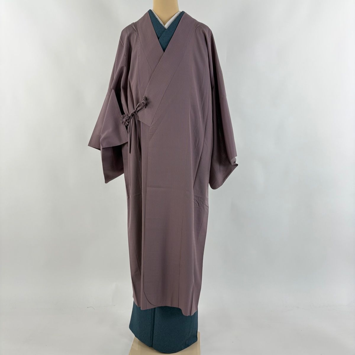 道中着 身丈125 5 cm 裄丈67 M 和装コート 着物衿 格子和装 灰紫 正絹