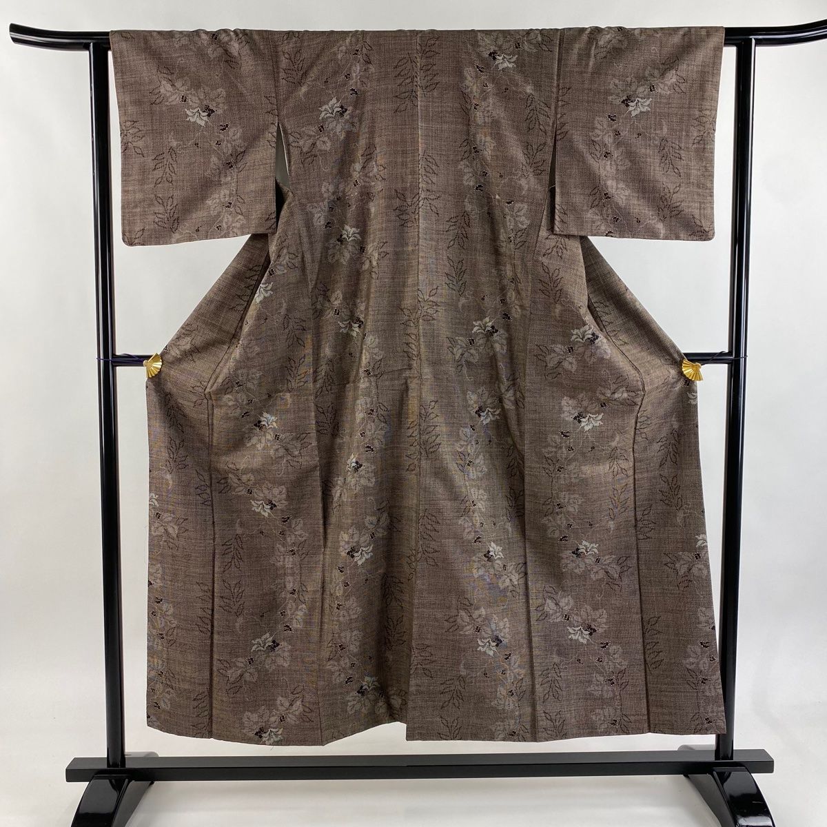紬 身丈151 5 cm 裄丈62 S 袷 草花 焦茶色 正絹