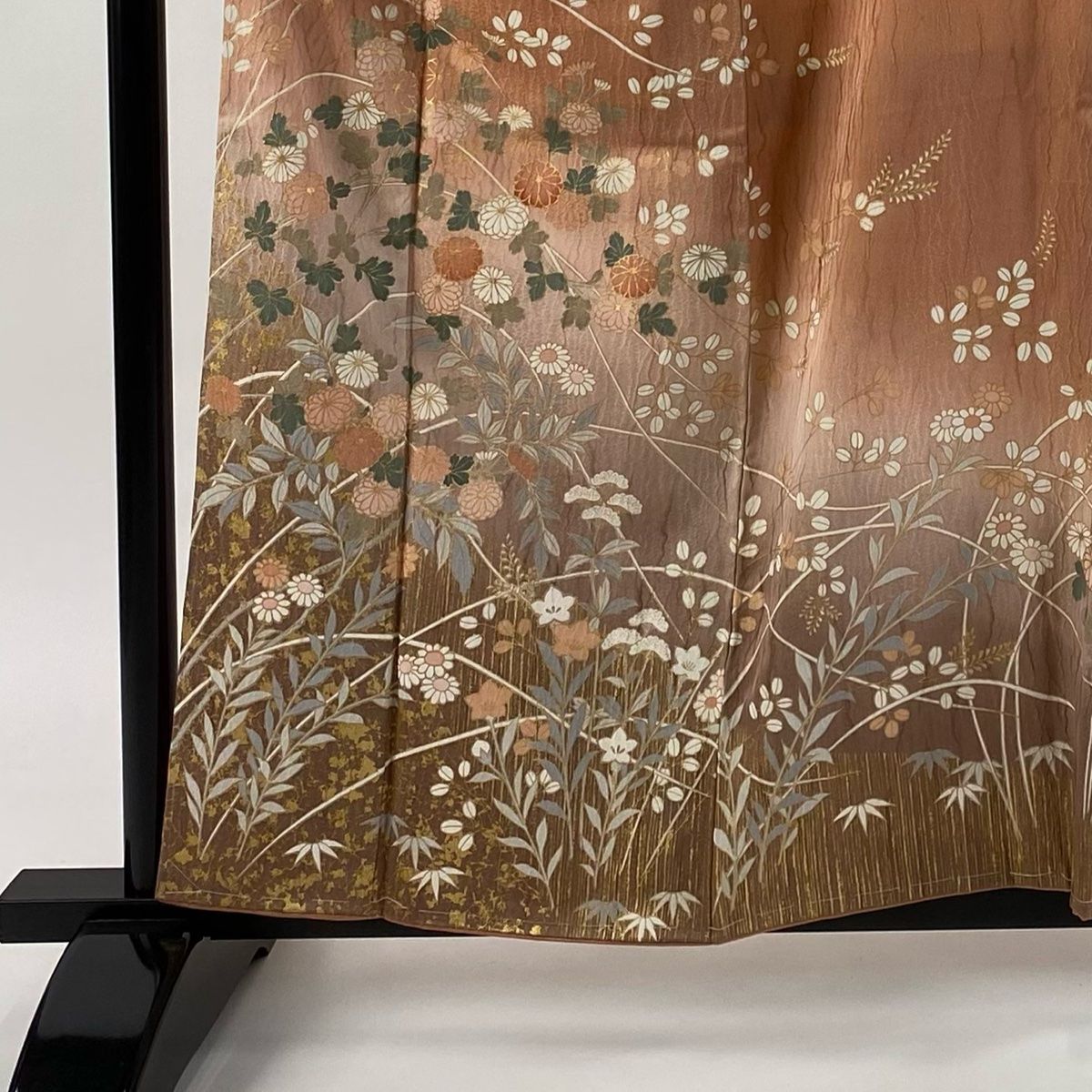 訪問着 身丈160 cm 裄丈63 5 S 袷 秋草 笹 金彩 ぼかし ピンクベージュ 正絹