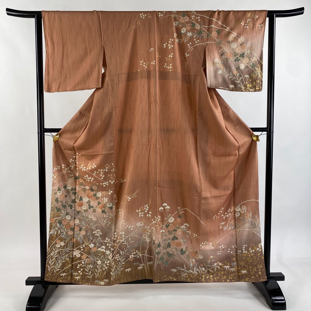 訪問着 身丈160 cm 裄丈63.5 S 袷 秋草 笹 金彩 ぼかし ピンクベージュ 正絹